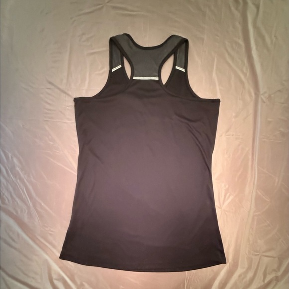 Bolle Activewear Black and Gray Razor Back Tank Top Size Large - Picture 3 of 7